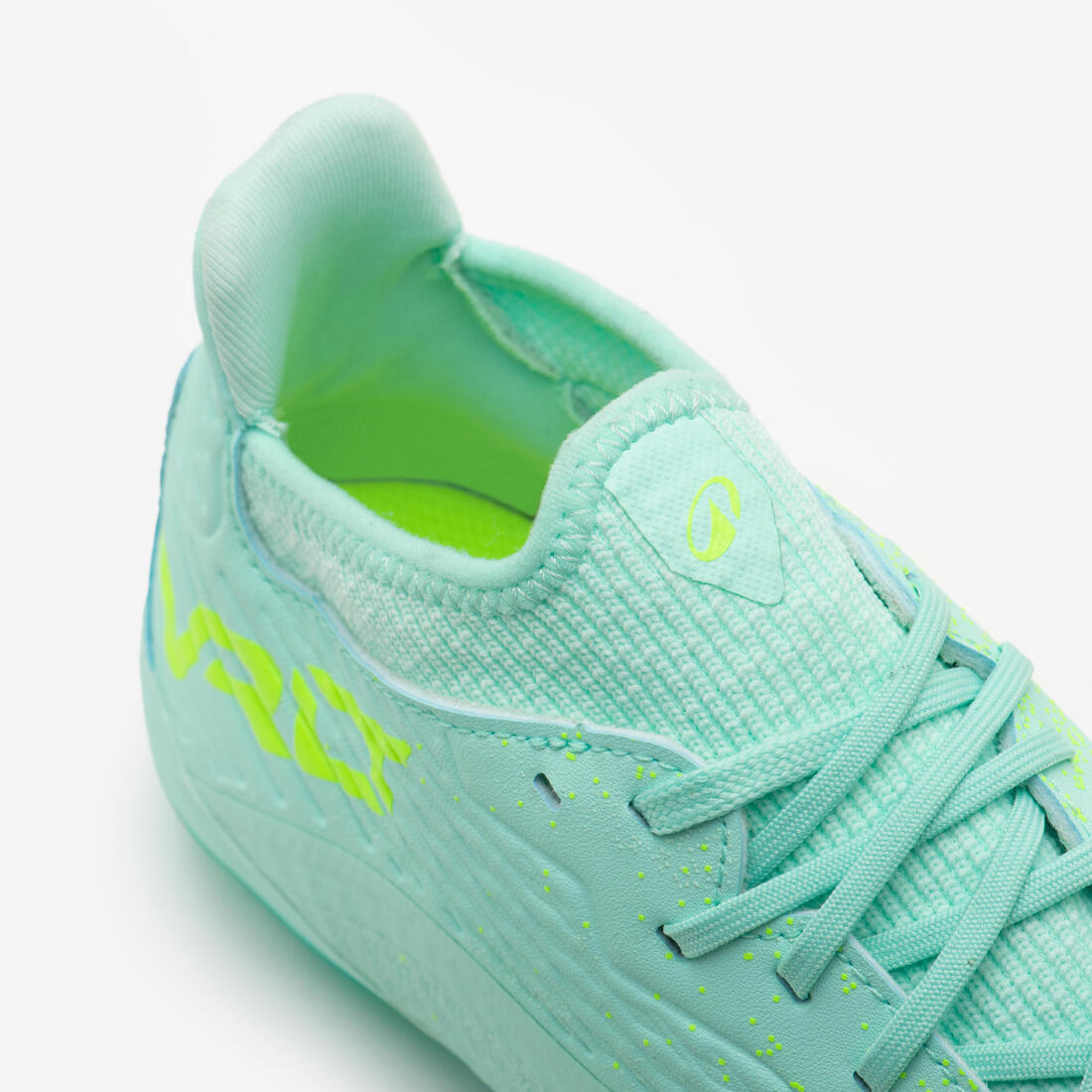 CHAUSSURES DE FOOTBALL ENFANT A LACETS VIRALTO III MG/AG MANGO