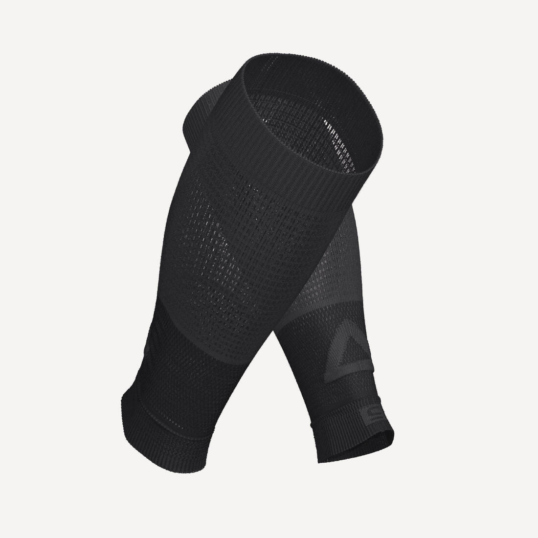 Manchon de compression running KIPRUN 500 noirs
