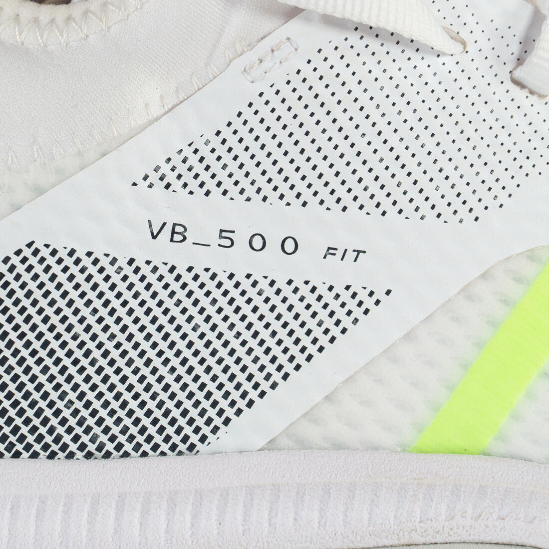 Chaussures de volley-ball FIT pour pratique régulière, blanches et jaunes
