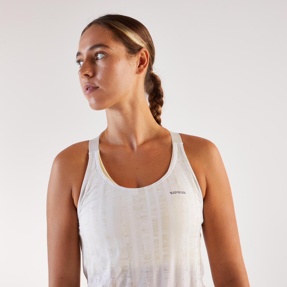 Débardeur de running Femme avec brassière intégrée, Kiprun Run 500 Confort beige