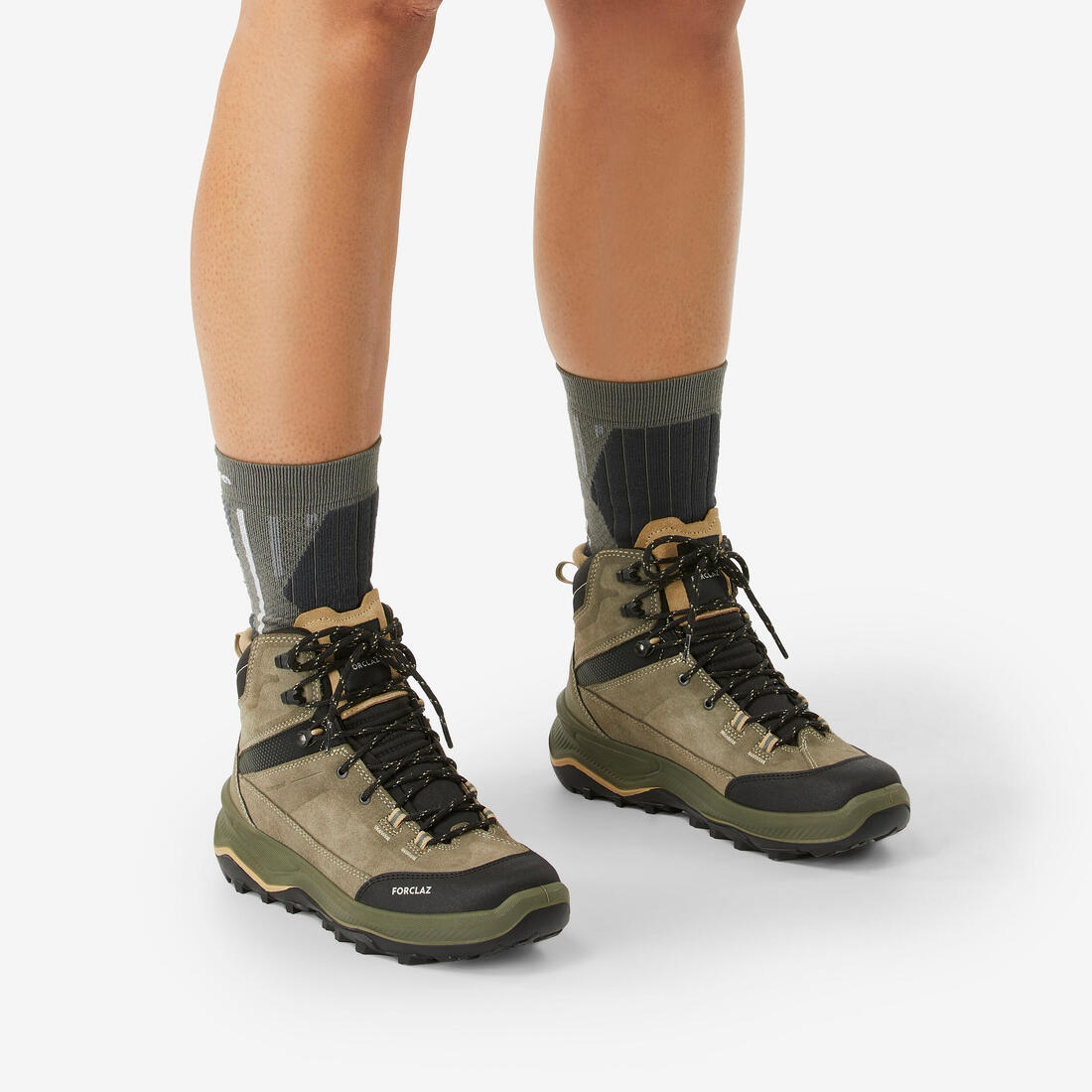 Chaussures en cuir imperméables trekking femme - MT100