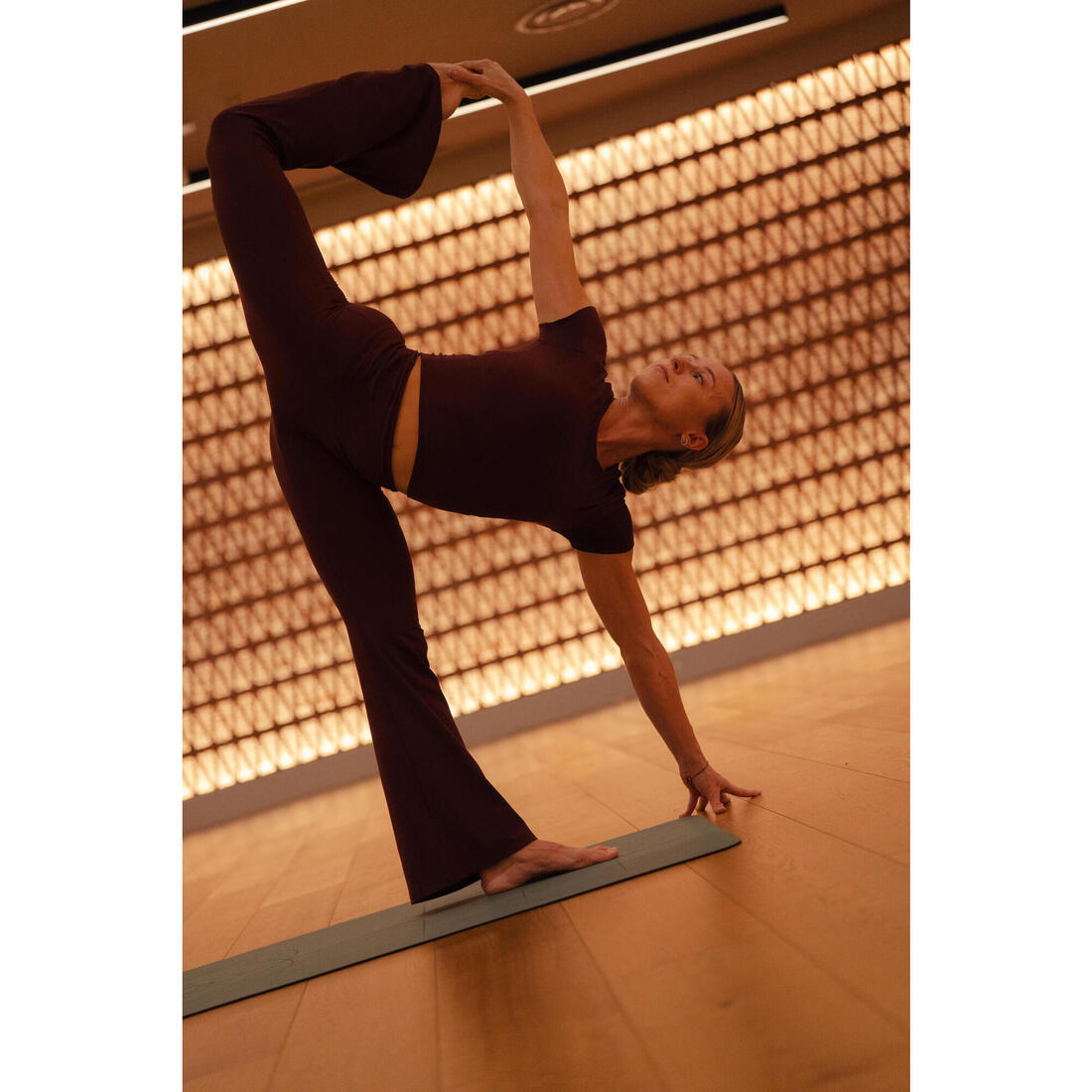 Legging de yoga et pilates flare et doux femme