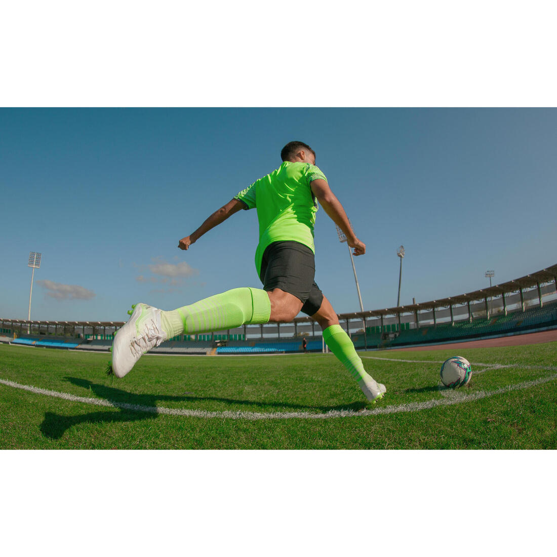 MAILLOT DE FOOTBALL ADULTE MANCHES COURTES VIRALTO TOPO ROSE FLUO &