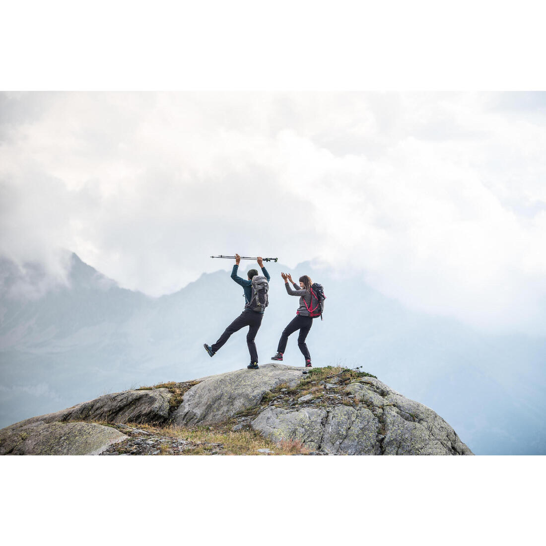 Polaire de randonnée montagne femme, MH100 grise
