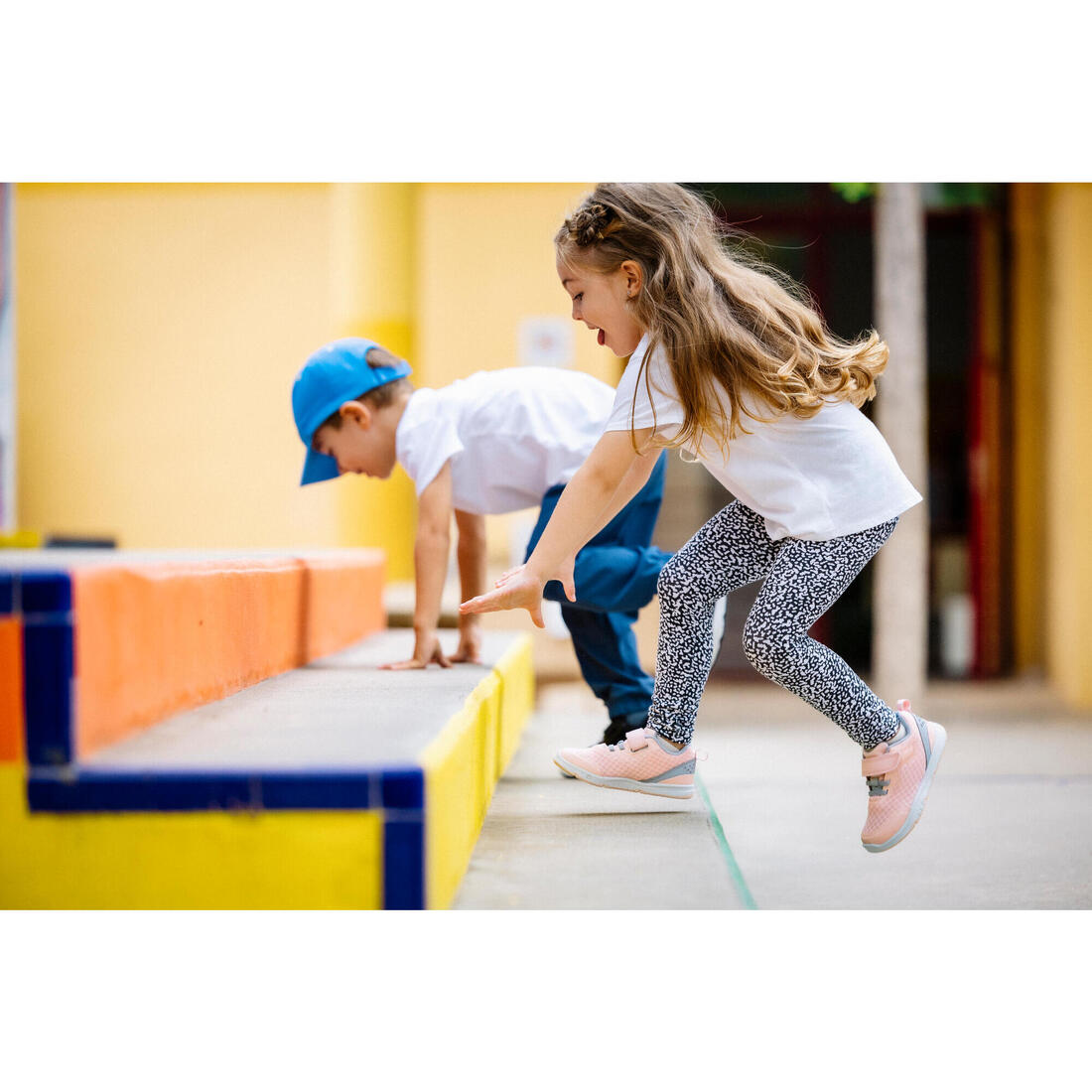 Chaussures de sport à scratch souples et respirantes enfant