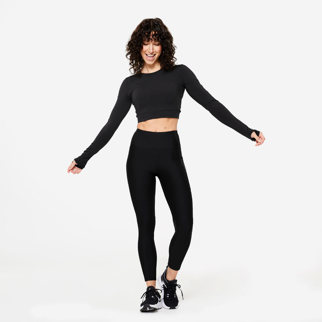 T-shirt manches longues crop top training femme Noir