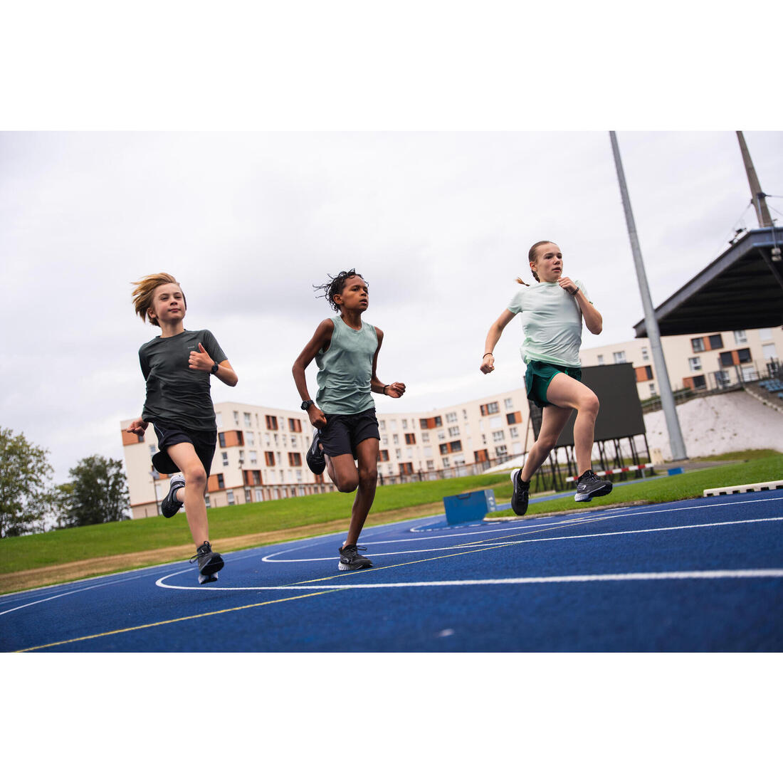 Tee-shirt running sans couture Fille - KIPRUN Run 900 Light