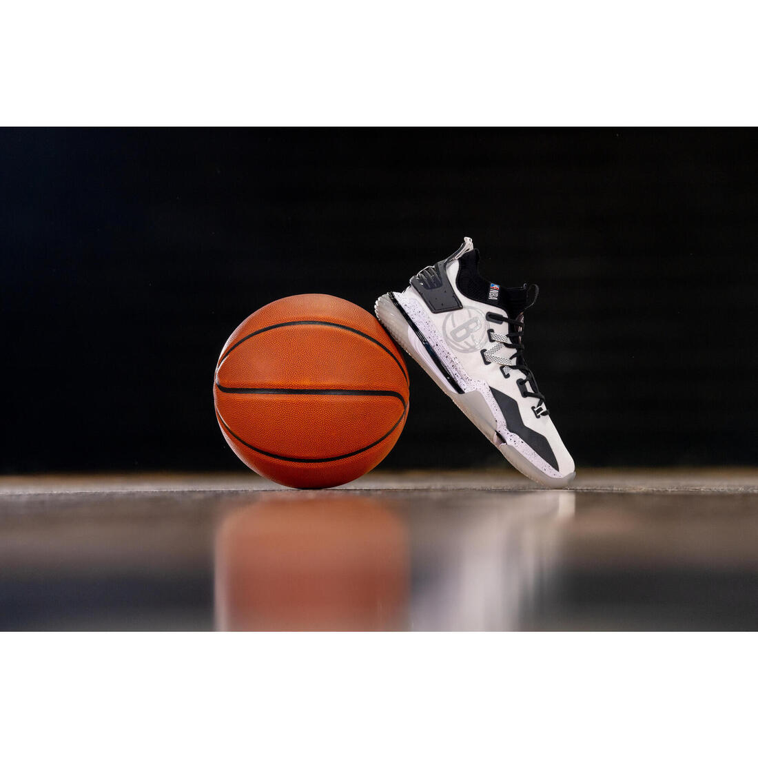 CHAUSSURES DE BASKETBALL NBA LOS ANGELES LAKERS TIGE MID - SE900