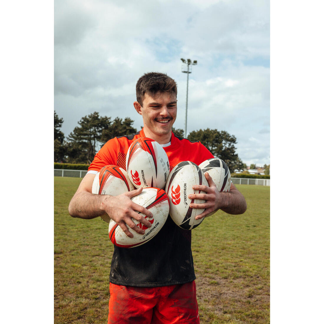 Ballon de rugby d'entrainement taille 5, Decathlon | Canterbury noir
