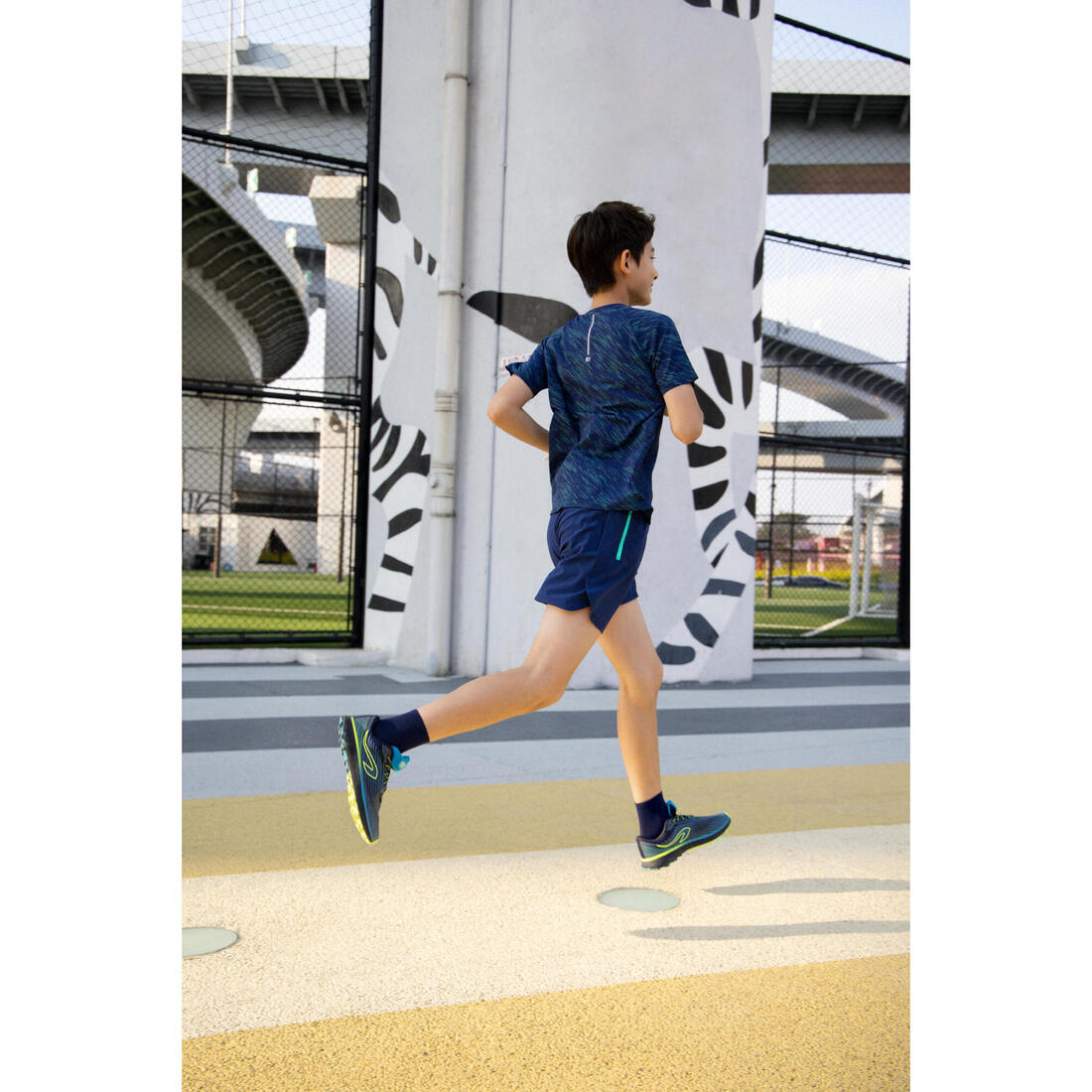 T-Shirt running ultra léger Enfant - KIPRUN Light 900 marine vert