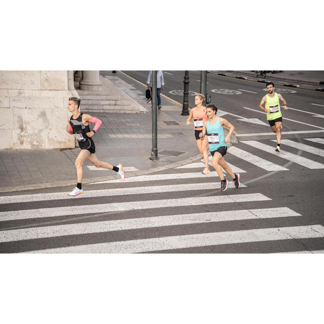 Débardeur running avec brassière intégrée femme - kiprun run 500 confort