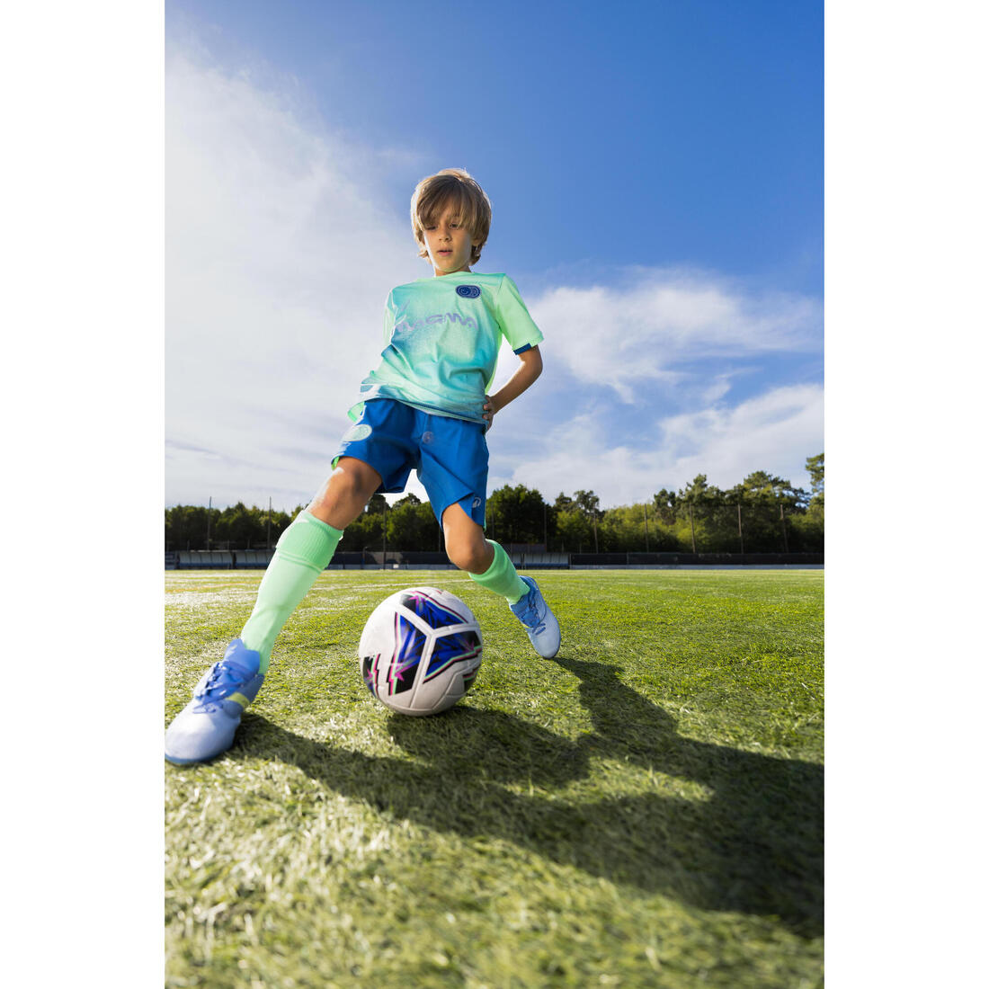 SHORT DE FOOTBALL ENFANT VIRALTO KIDS GRIS BANDE
