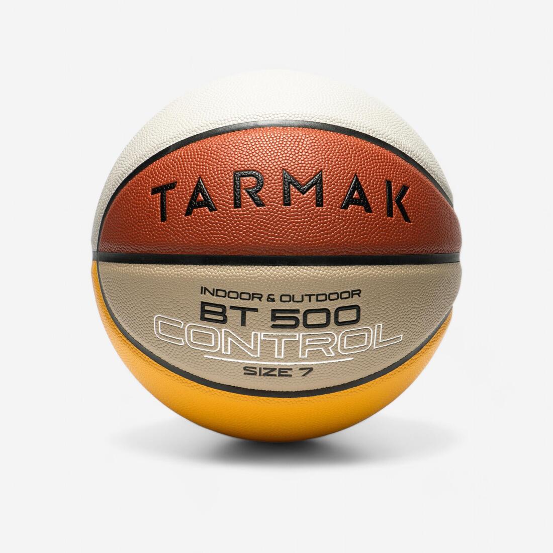 Ballon de basket BT500 taille 7 Marron Fiba garçon et homme à partir de 13 ans.