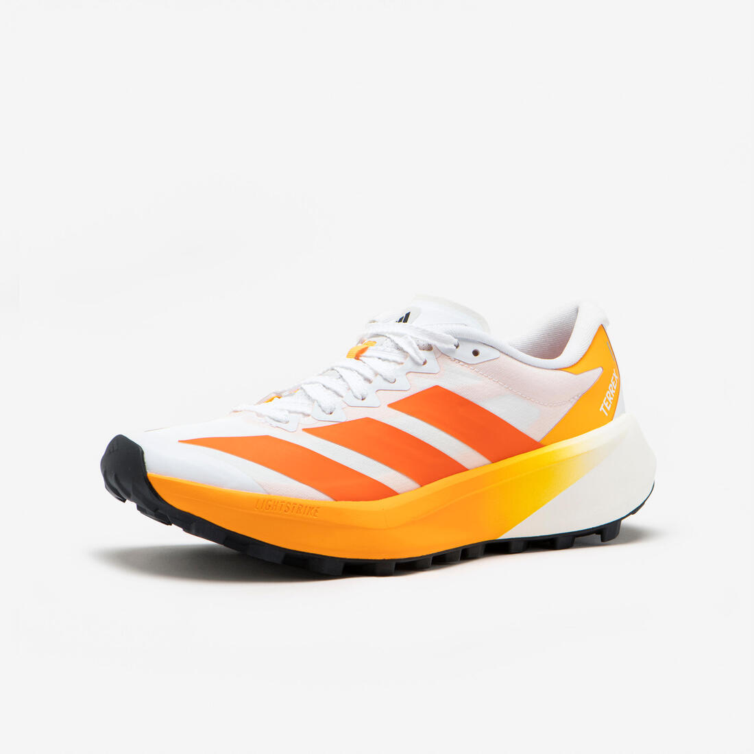 Chaussures de running trail femme, adidas agravic 4, blanc et
