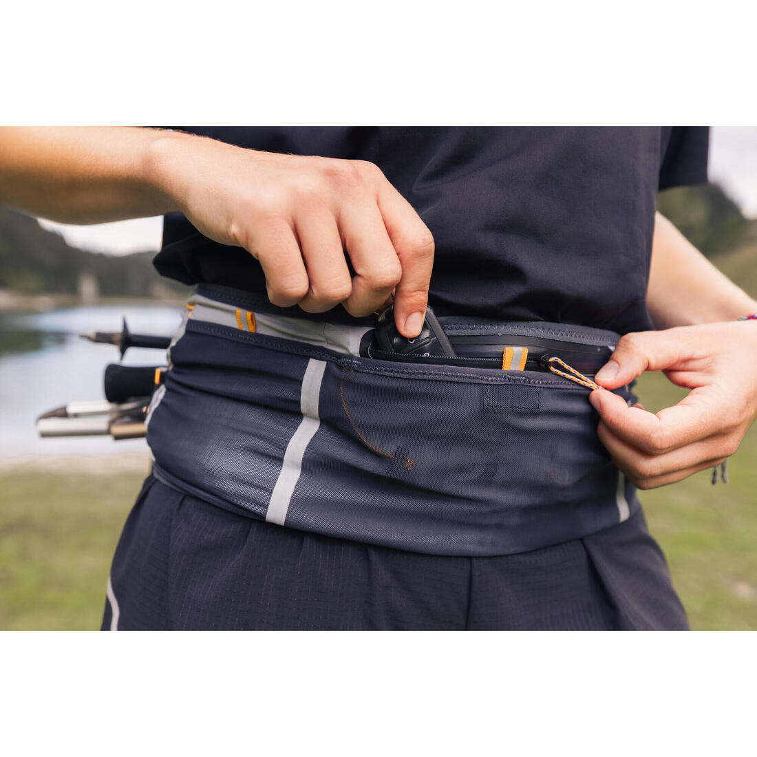 Ceinture hydratation trail running - porte bâtons