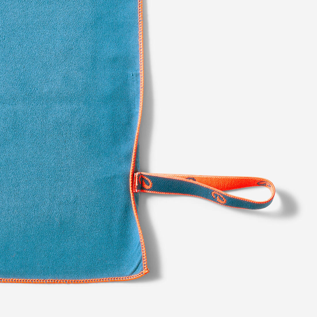 Serviette de bain microfibre ultra compacte taille XL 110 x 175 cm, vert sapin