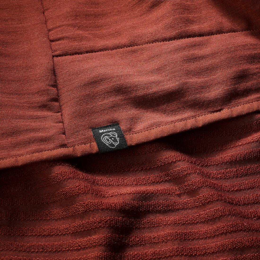 Pull technique à capuche en laine mérinos homme, Resist