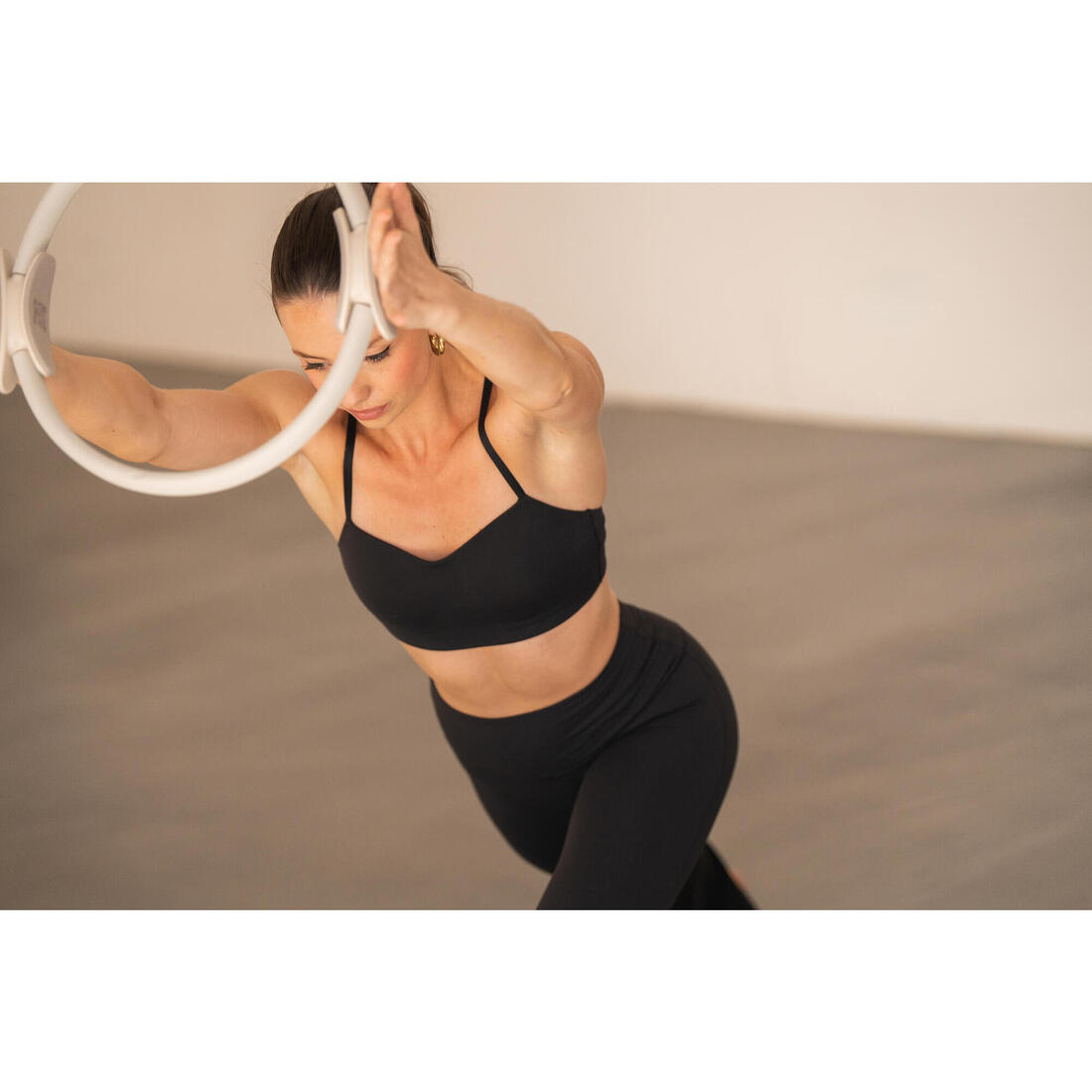 Brassière douce multi bretelles maintien léger Femme, Noir