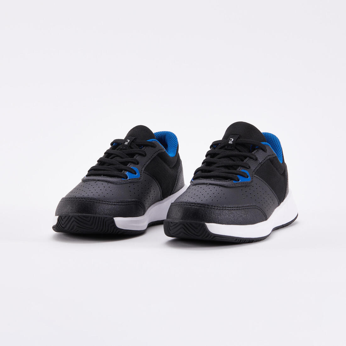 Chaussures de tennis à lacets Enfant - Essentiel