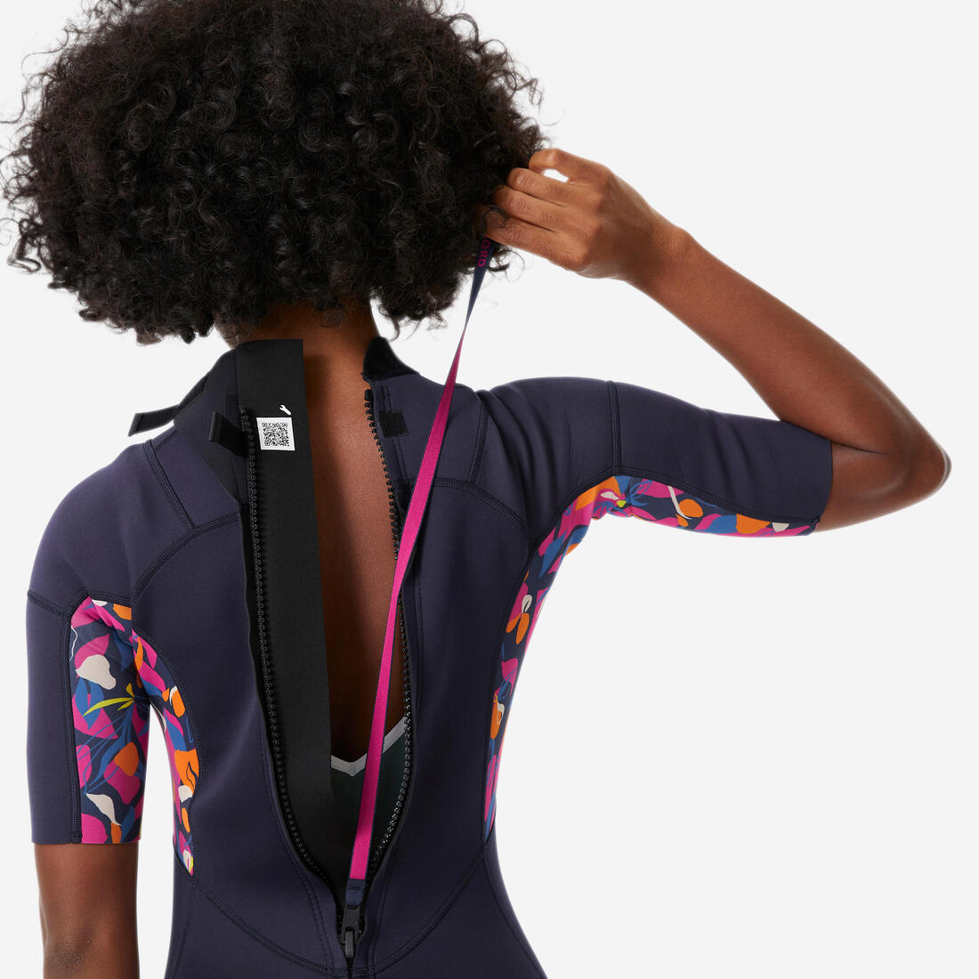 Shorty de surf femme 500 akaru zip dos manches courtes