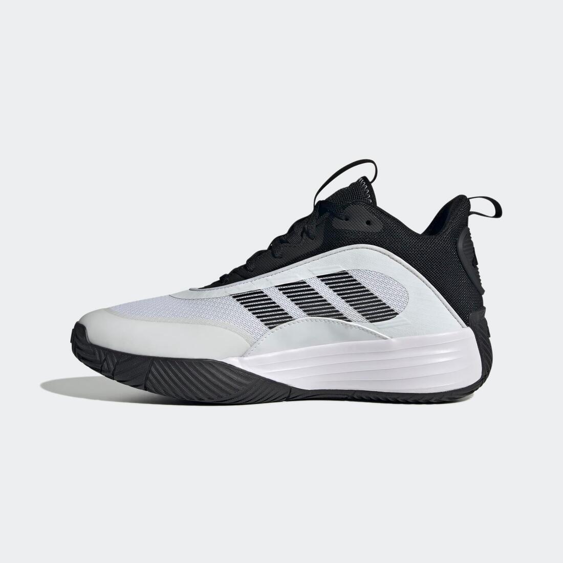 Chaussure de basketball Adulte - Adidas Own The Game 3.0 blanc noir