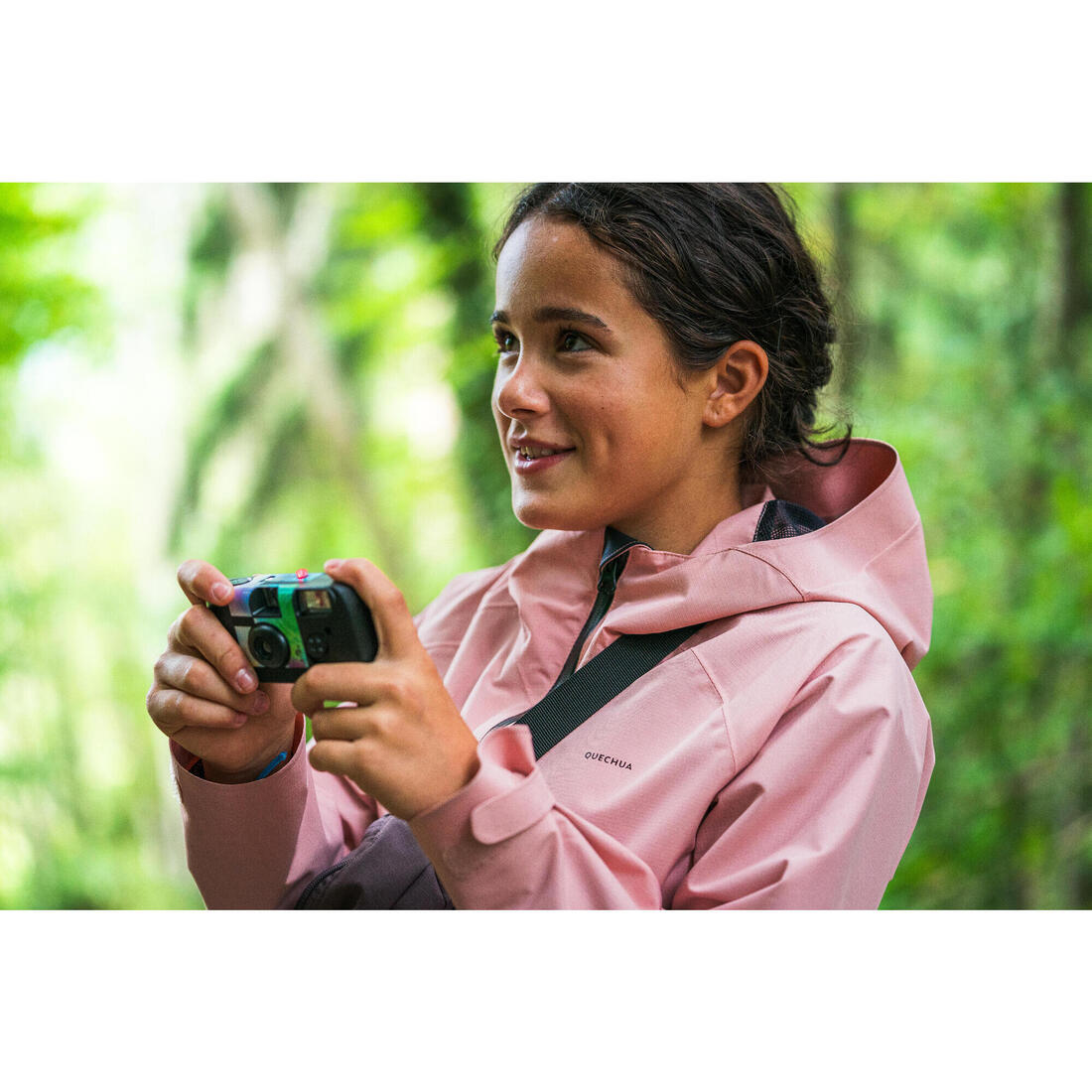 Veste de randonnée montagne imperméable légère enfant 7-15 ans, MH900 rose
