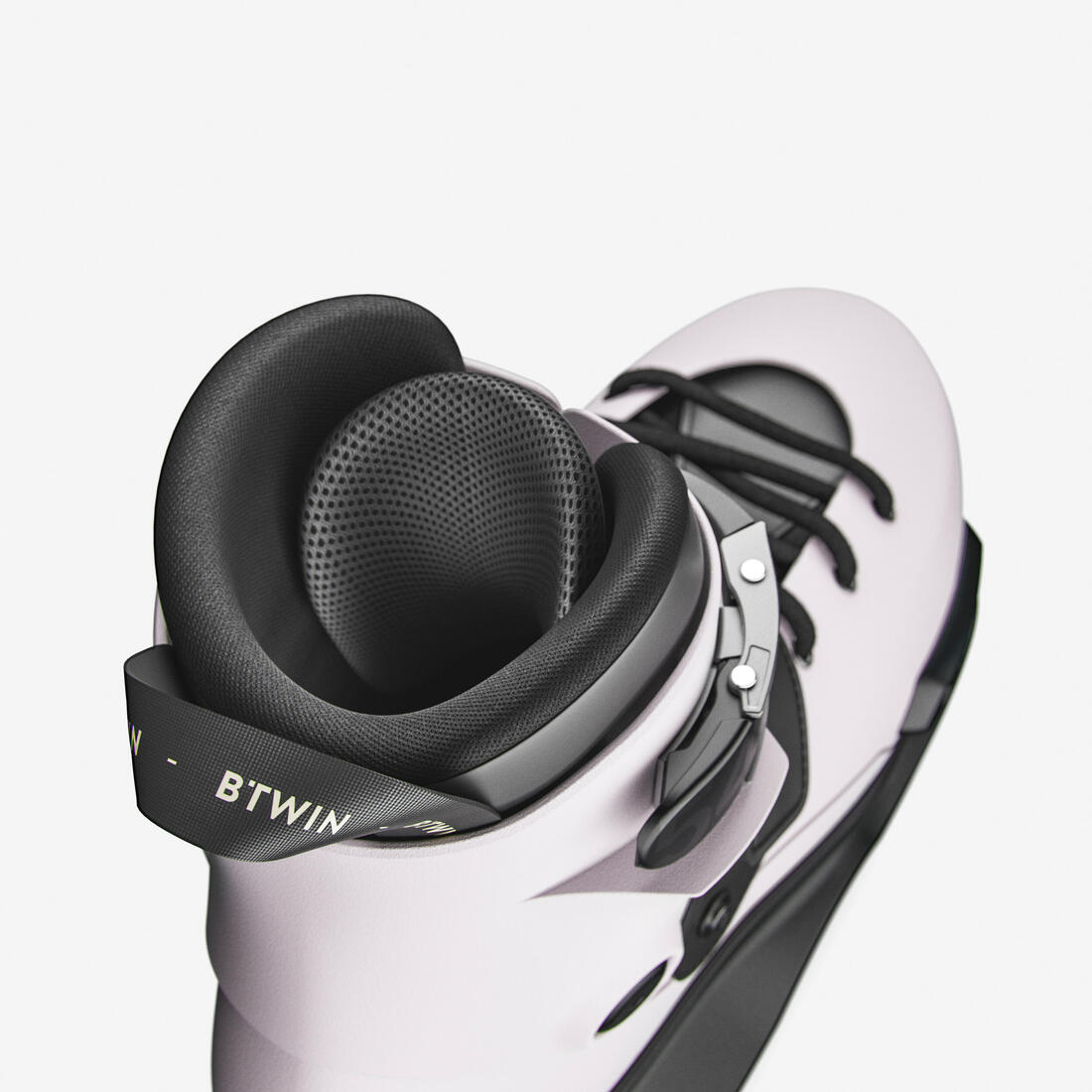 Grind, slide, saut… Le ST540 est fait pour l’action. Avec son soulplate , ses ro