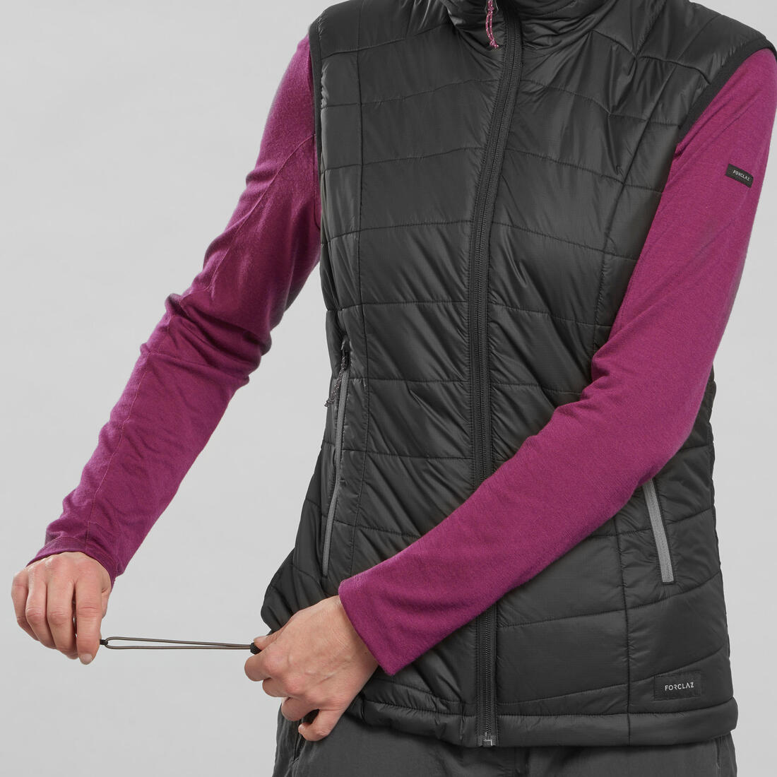 Doudoune de trek sans manches synthétique Femme, MT100