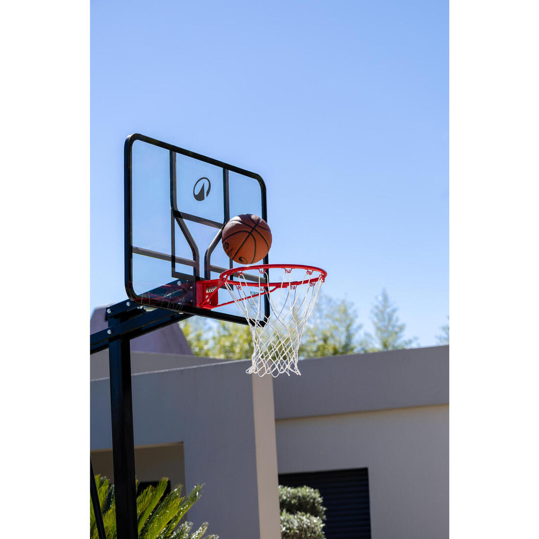 Panier basket sur pied déporté spécial dunk réglable 2,40 à 3,05 m, B700