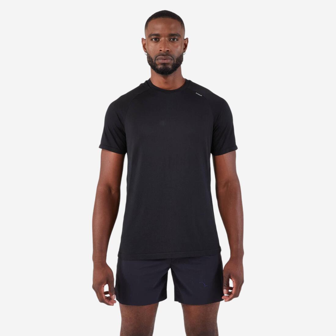 T-shirt de running sans coutures homme - kiprun run 500 confort – noir fumé