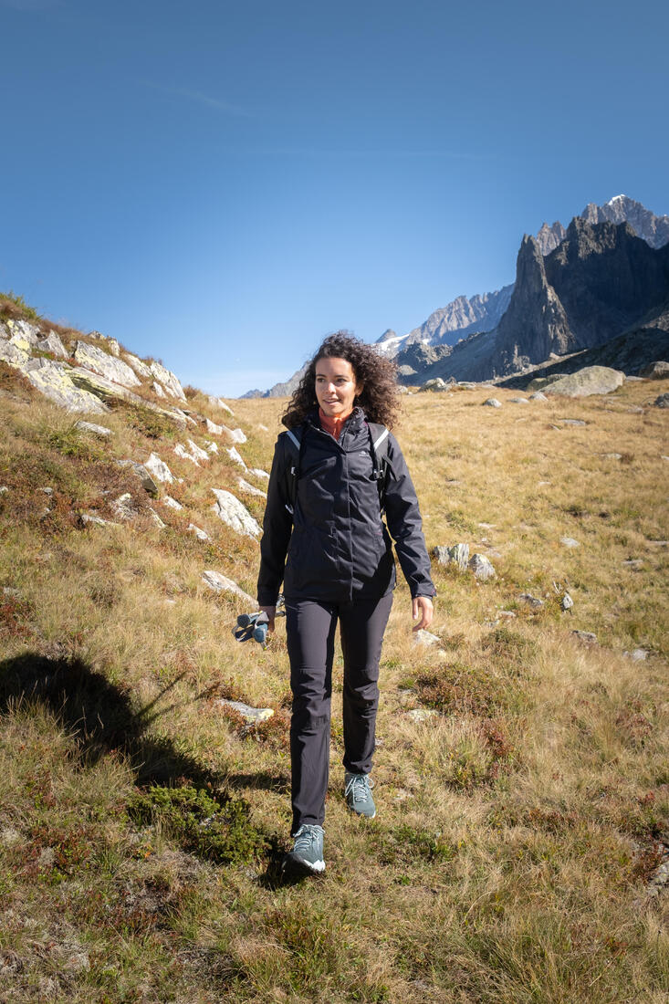 Veste de randonnée imperméable femme, MH100