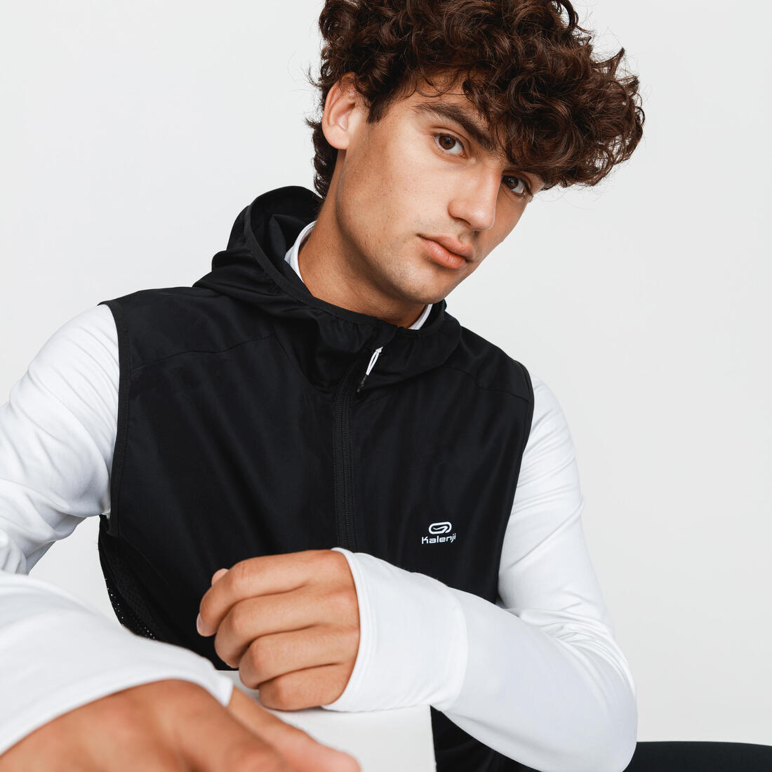 Veste coupe vent sans manche de running Homme - KIPRUN Run 100 Noire