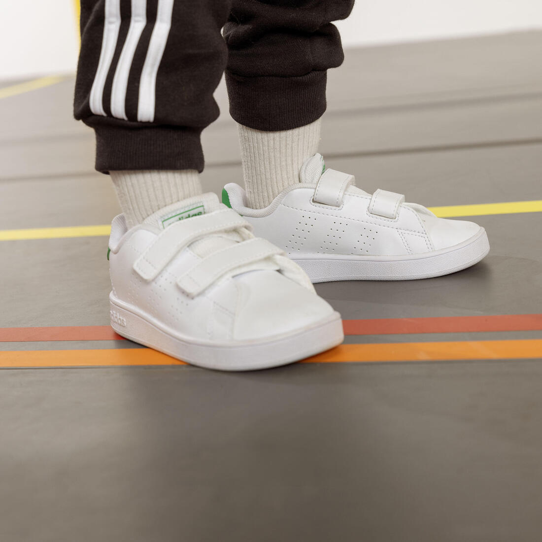 Baskets à scratch bébé - ADIDAS ADVANTAGE blanc/vert