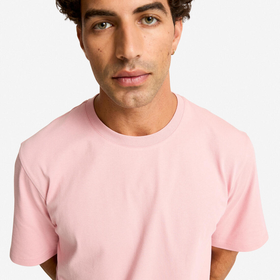 T-shirt fitness homme col rond manches courtes