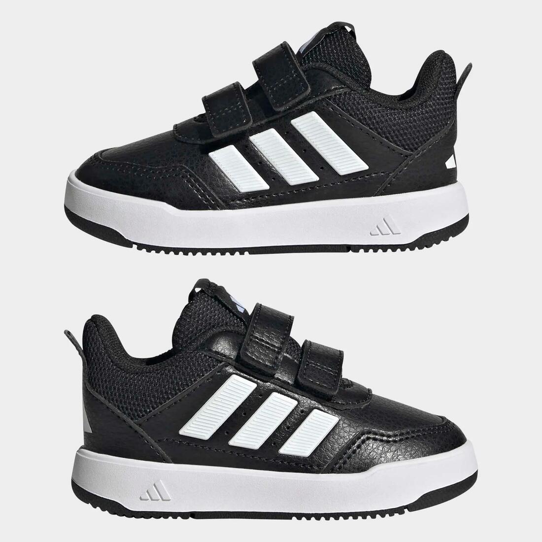 Chaussure à scratch bébé