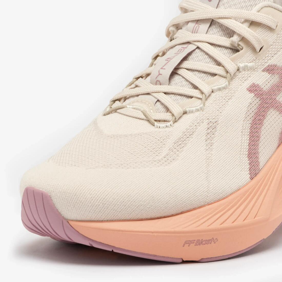 Chaussures de running route femme Asics dynablast 6