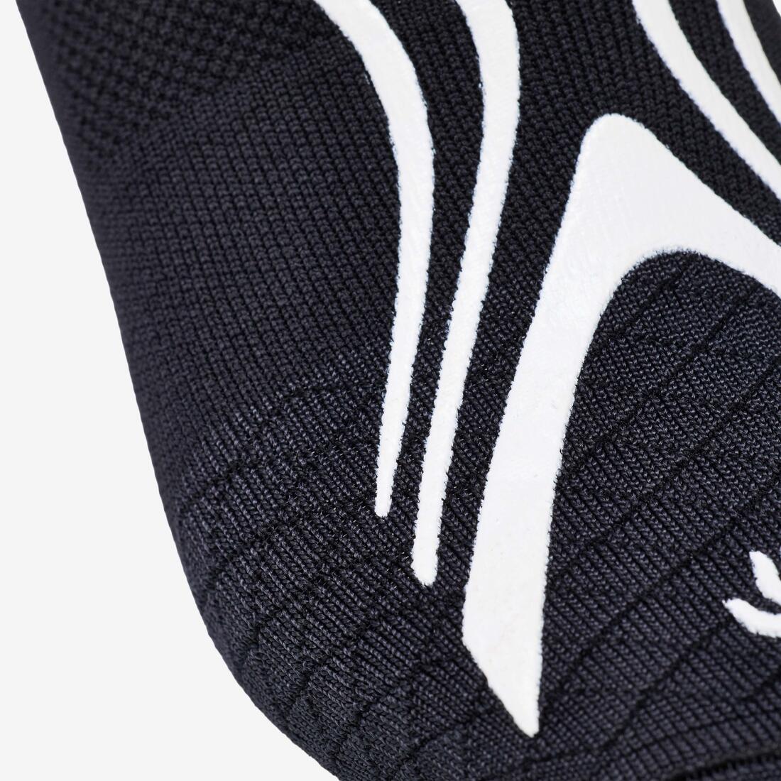 Chaussettes de piscine R-evenge, noir blanc