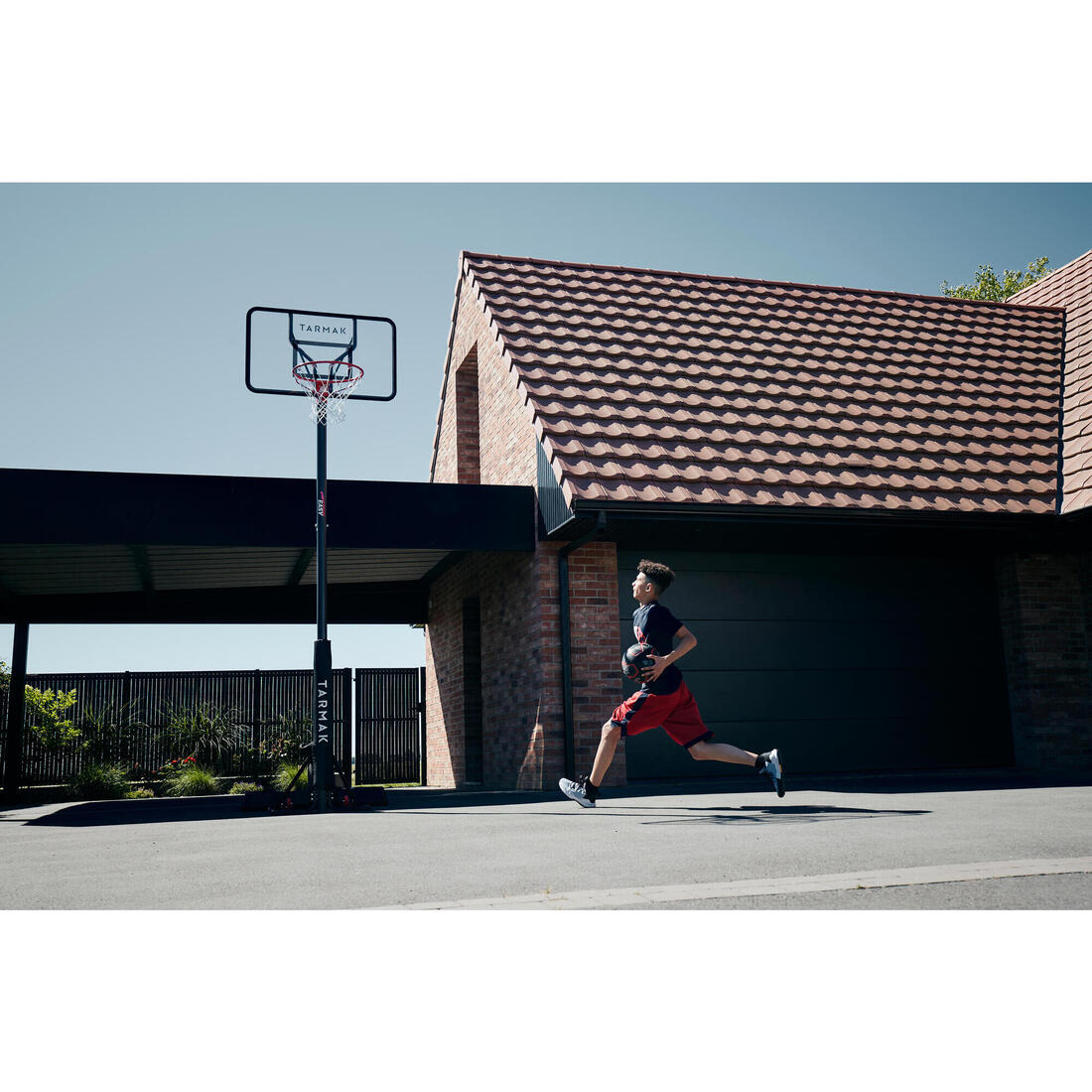 Panier de basket sur pied réglable de 2,20m à 3,05m - B100 Easy Polycarbonate