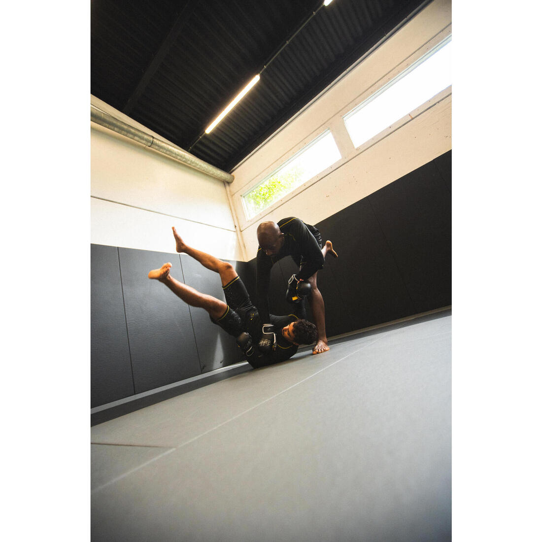 Rashguard de MMA et grappling homme, noir fumé et jaune