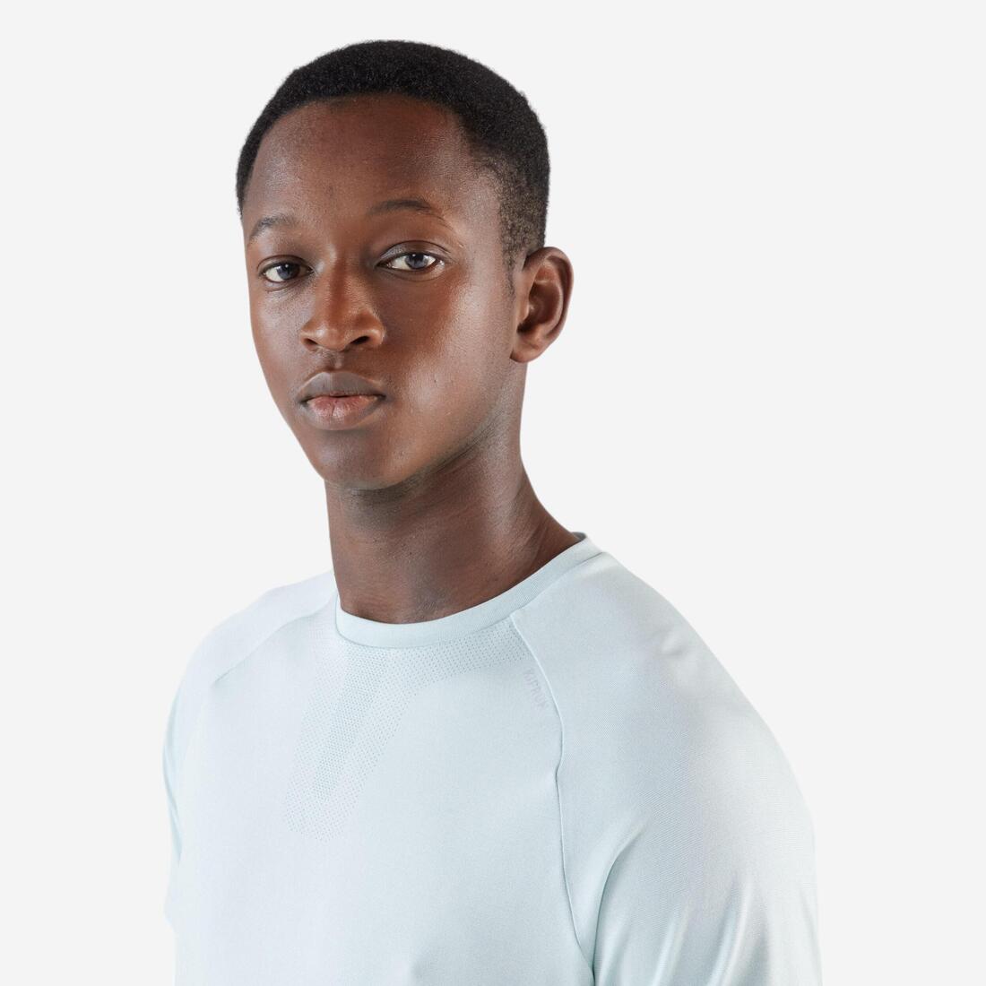 T-shirt de running sans coutures homme - kiprun run 500 confort