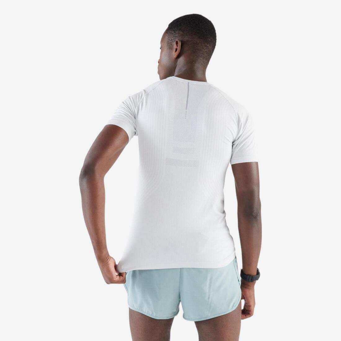 T-SHIRT DE RUNNING 500 CONFORT SLIM SANS COUTURES