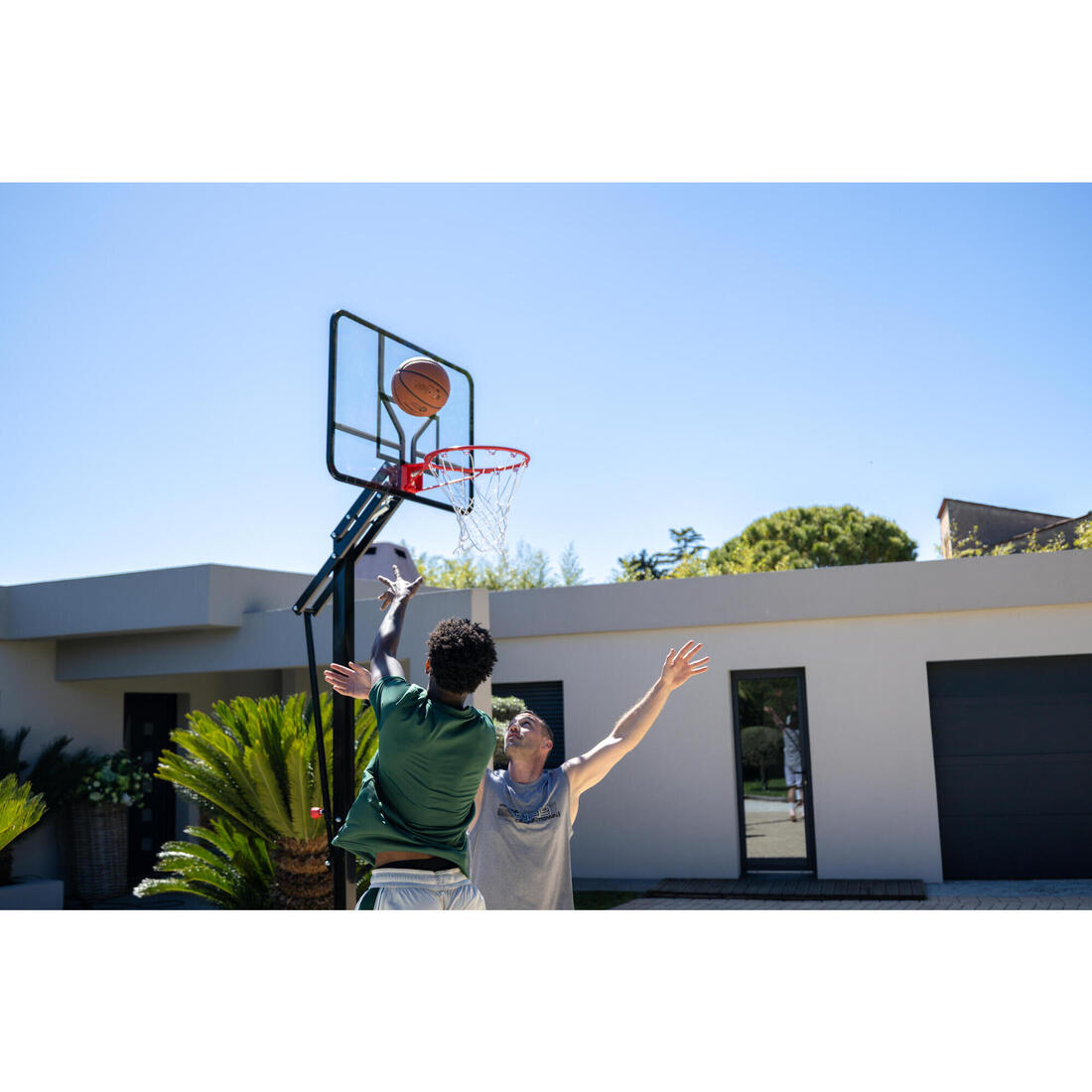 Panier basket sur pied déporté spécial dunk réglable 2,40 à 3,05 m, B700