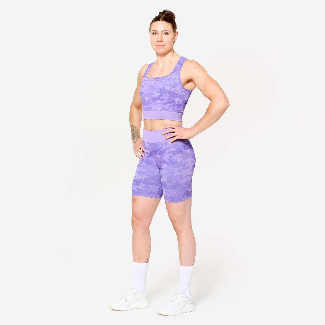 Crop top de fitness motif camo