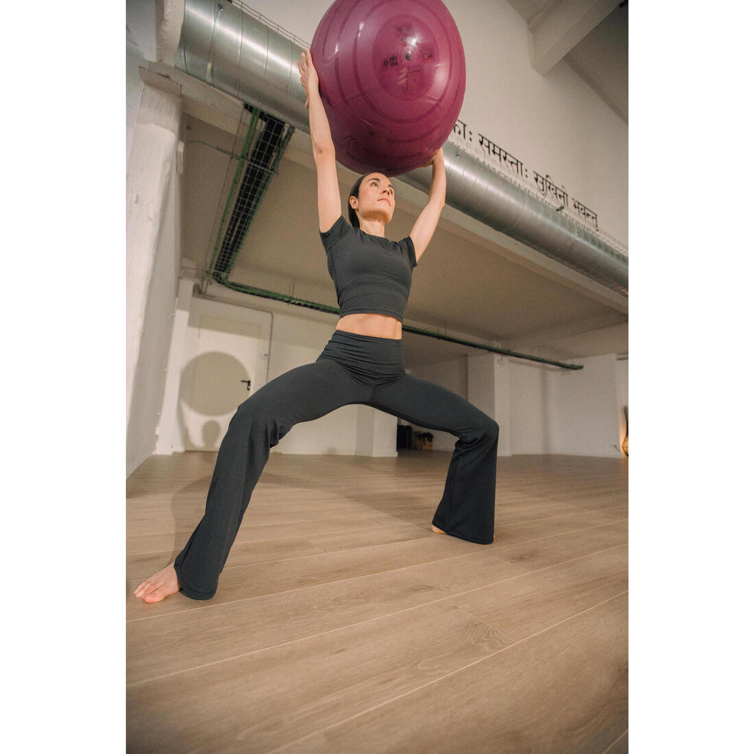 T-shirt de yoga et Pilates extensible et doux femme, Breathe