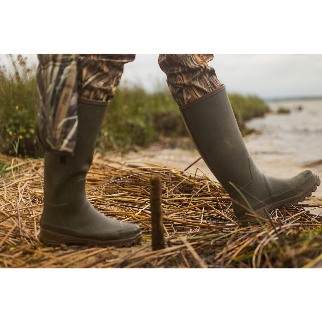 BOTTES CHASSE CAOUTCHOUC HOMME 500 VERTES