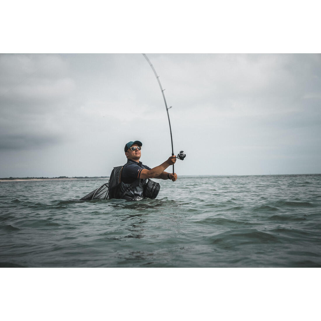 Poisson nageur SAXTON 75 F TETE au leurre en mer