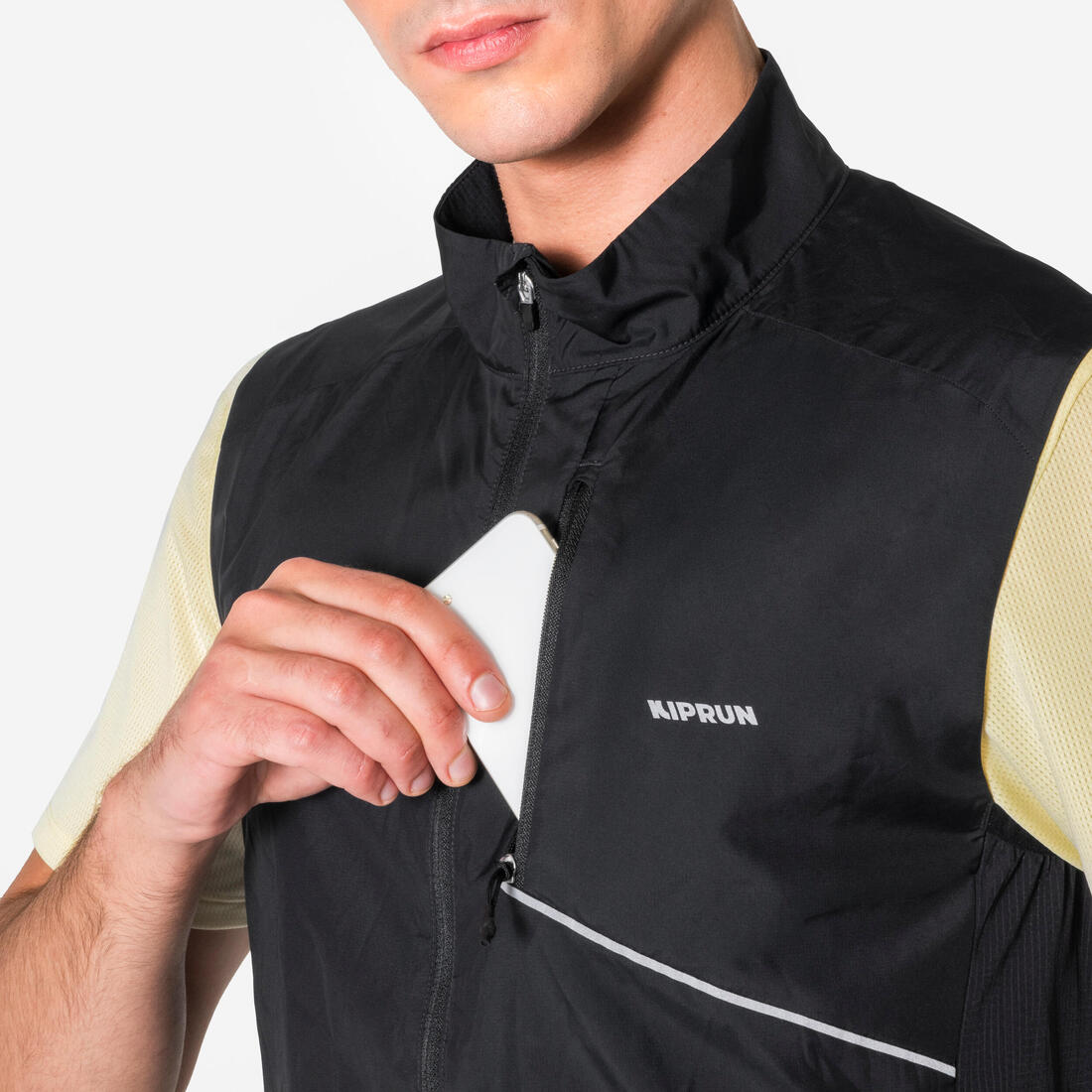 Veste de running coupe vent sans manche Homme, KIPRUN Run 500 noire