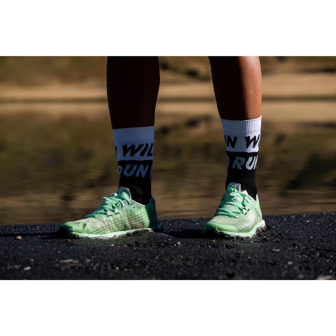 Chaussures trail running compétition femme - kiprun race light vert clair