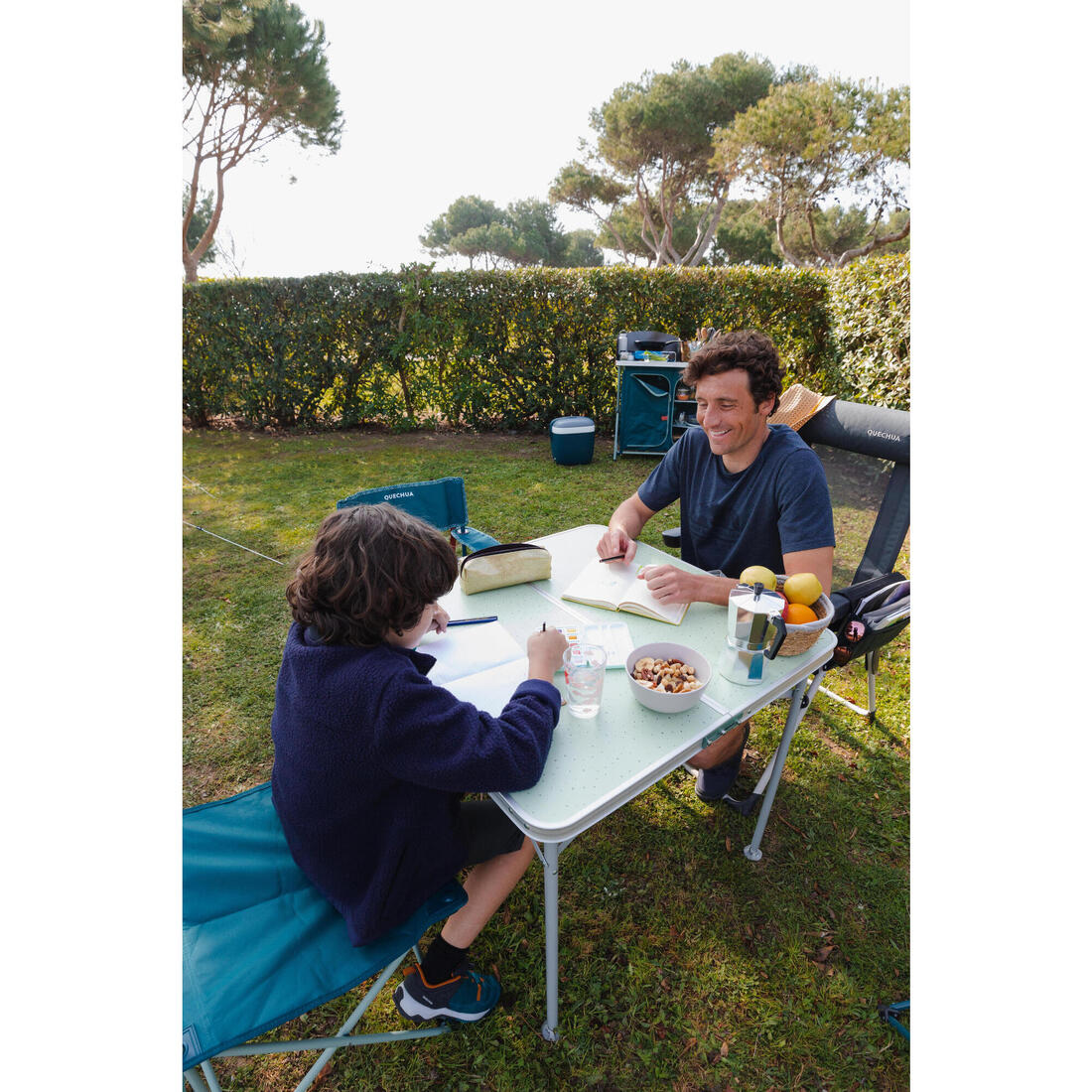 TABLE DE CAMPING PLIANTE - 4 PERSONNES