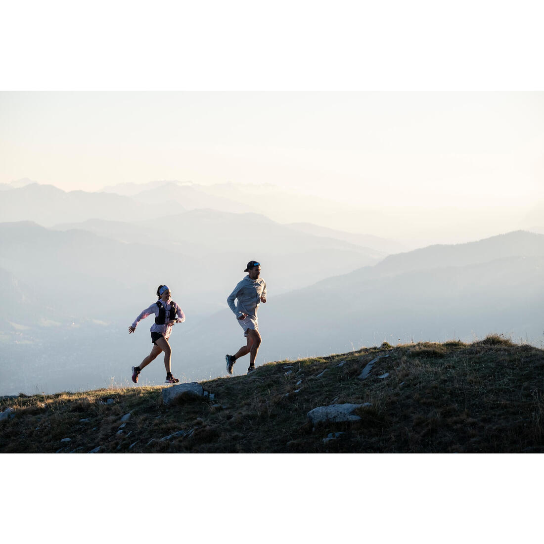 Short de trail running baggy femme noir